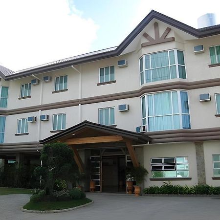 Chocolate And Berries Hotel Baliuag Eksteriør billede